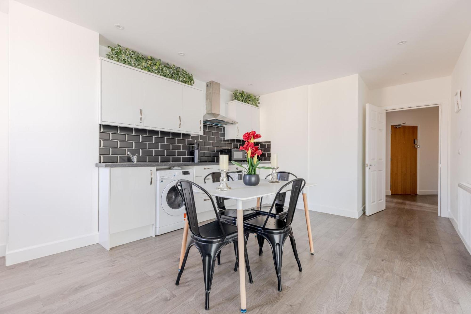 Boutique Vertigo Apartment Central Kingston/London Kingston upon Thames  Zewnętrze zdjęcie